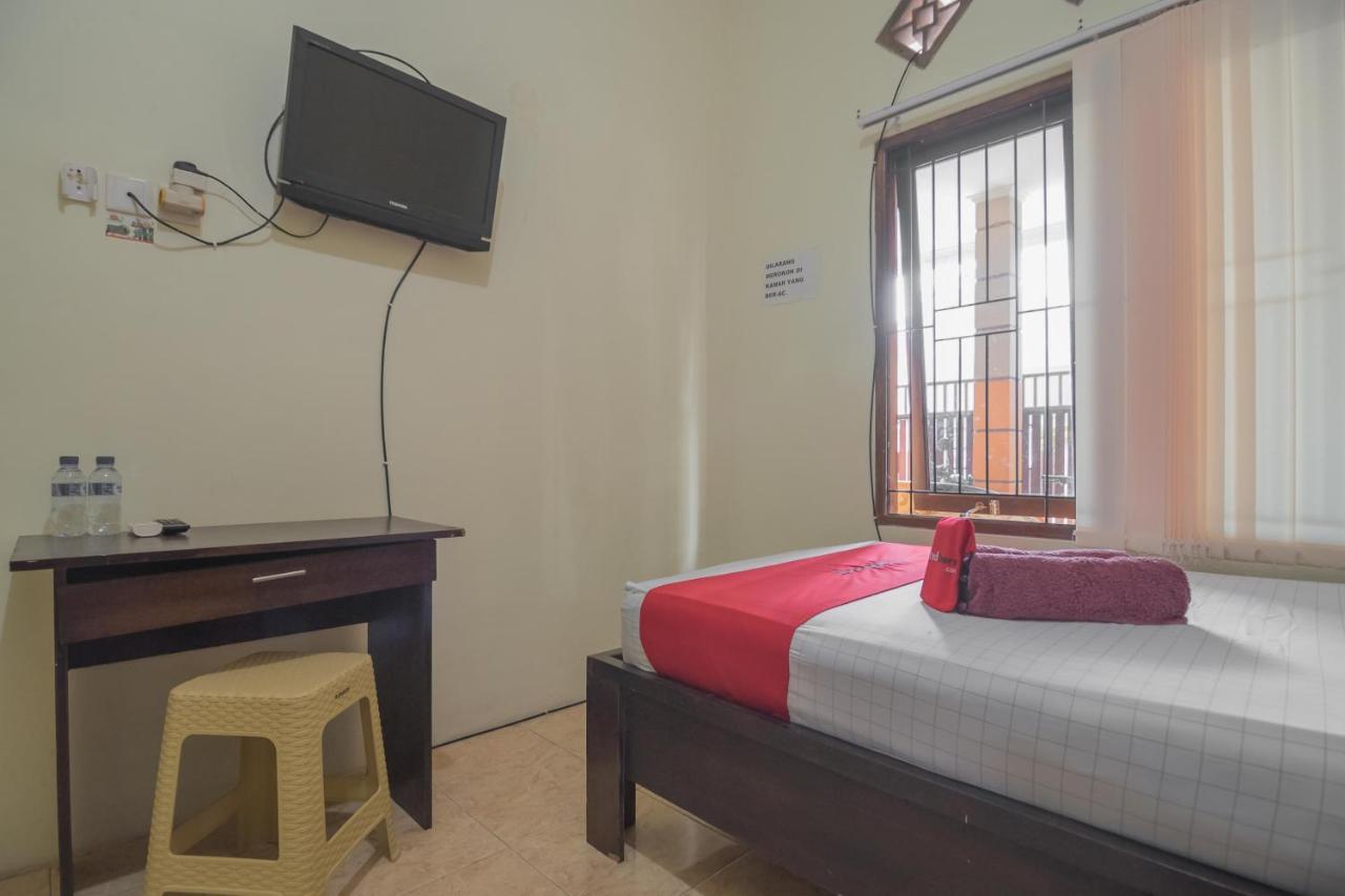 Reddoorz Near Sepinggan Airport Balikpapan 2 Otel Dış mekan fotoğraf